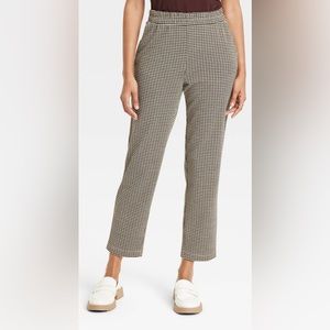 Houndstooth ankle pants - never worn
